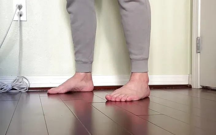 Barefoot Blake: Showing Feet, Dick, Balls and Ass