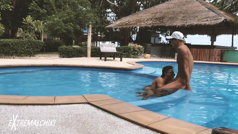 Extremalchiki: Villa foda ao ar livre