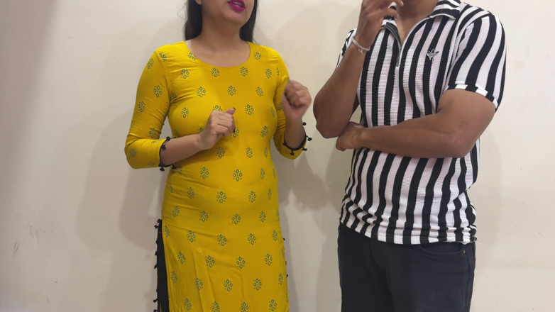 Hornycouple149: Cylinder De Do Bhaiya Pls- Indian Neighbour's Hot Wife Fucked...