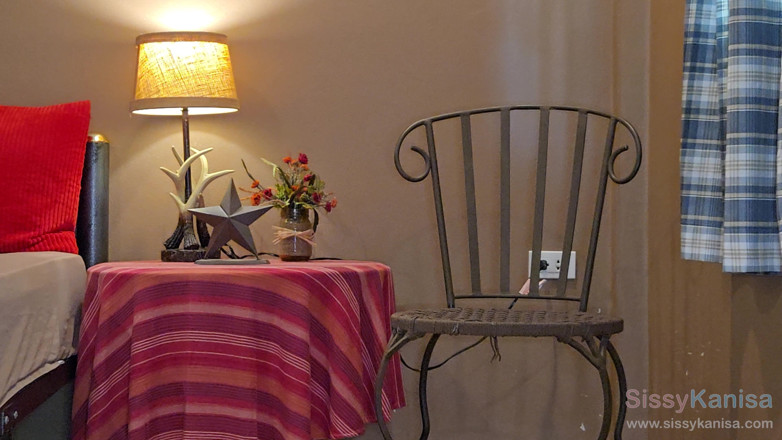 SissyKanisa: Sissy Kanisa w Vintage Countryside Resort Część 1: Ubieranie się w...