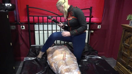 Herrin Lady Adena: Ruined orgasm with the magic wand and interview with the...