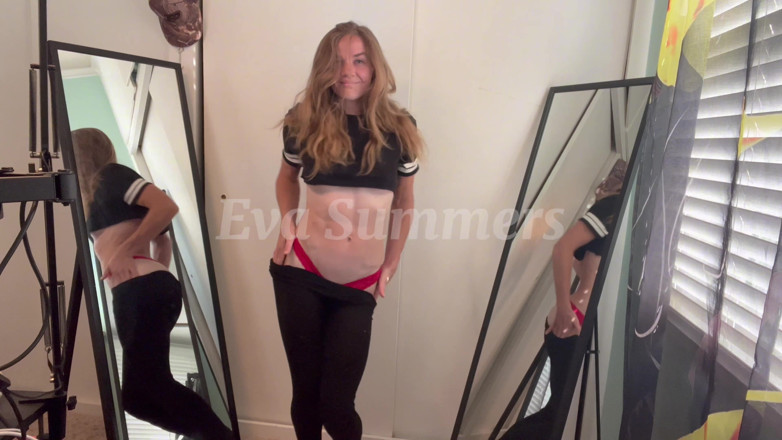 EvaSummers: Sexy legging striptease rood kanten string strakke pawg Eva Summers