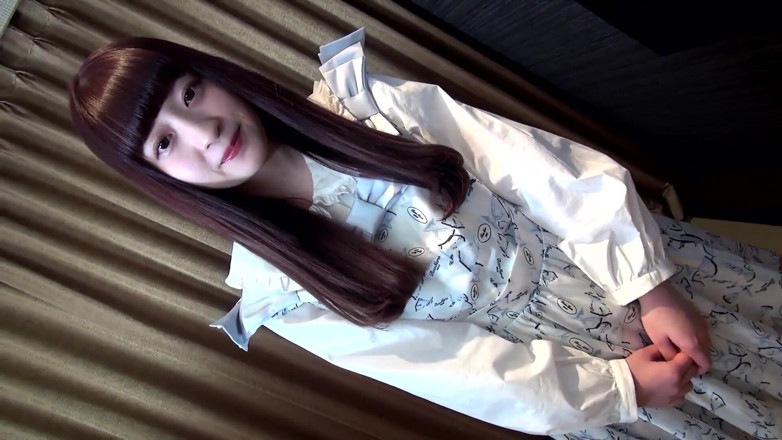 Asians in love: What a pretty girl