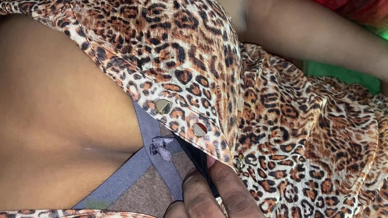 Angoori: Stepfather Fucked Stepdaughter in a Goa Hotel with Hindi Audio