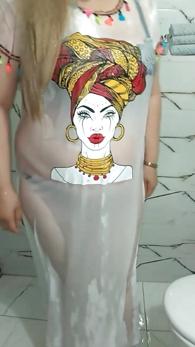 A Moroccan woman alone in the bathroom, wearing hot transparent clothes and without underwear (Fatisho)