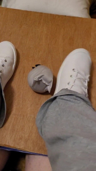 Miss Sock trampler: Pik vertrappen