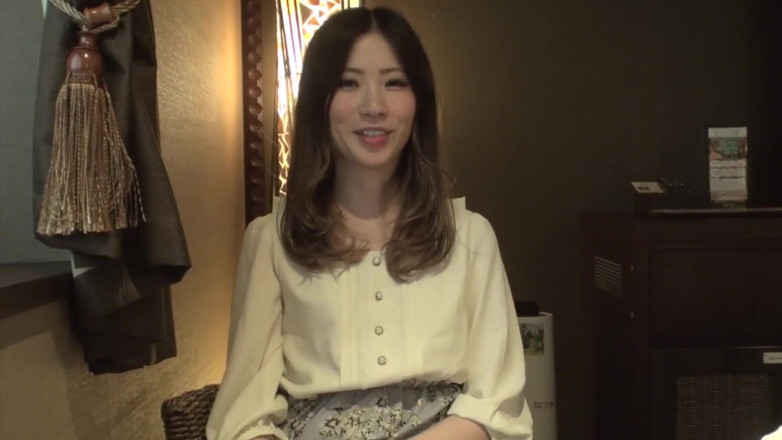 Japan Lust: Istri Jepang selingkuh mencari creampie kamar hotel