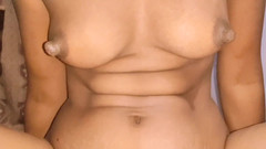 Desihotcouple: Suri rumah India posisi cowgirl buatan sendiri