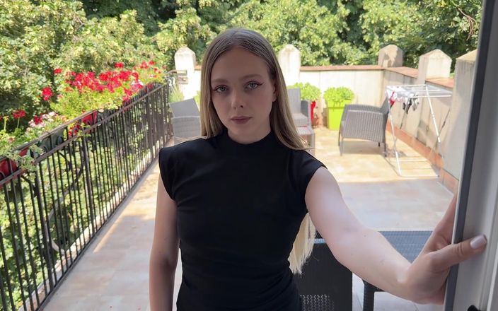 Arisha Mills: Penisimi unutamıyor ve benim tarafından sikilmek için geri dönüyor - erkek...