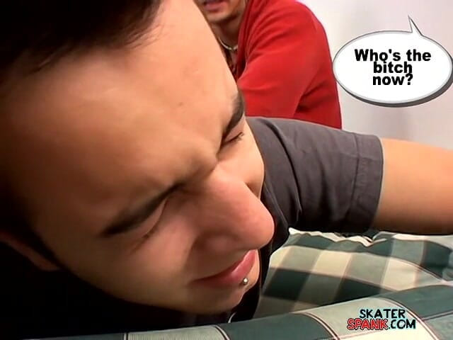 Skater Spank: スパンク兄弟が殴り合う