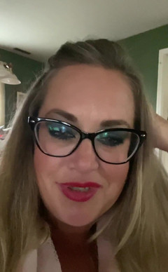 Lily Bay: Unde sunt micii mei băieți curvă?