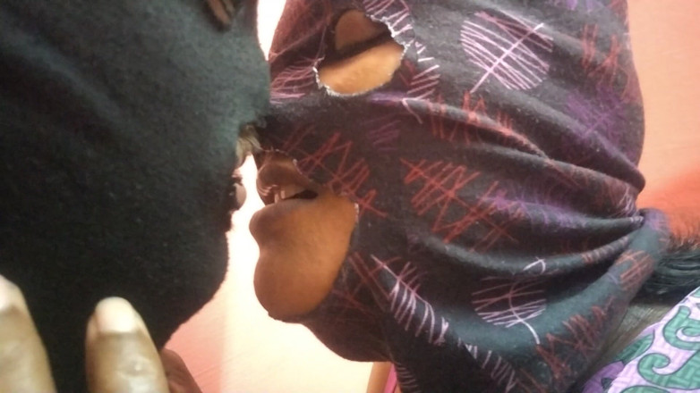 Benita sweety: Really Hot Face and Hot Moaning Threesome