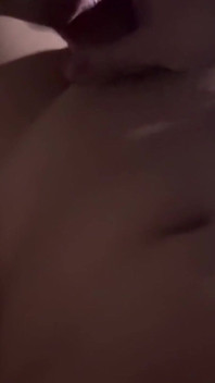 Krásná Tranny vyhoněná a stříkání