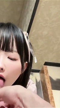 สาวคนนั้นที่คุณอยู่ข้างในและออกสาว ๆ ทุกคนรักควยอยากน้ําแตกอย่างมีความสุขในตัวเธอเหมือนจุดแสงแดด?