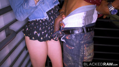 Blackedraw: BLACKEDRAW Nezastaví se, dokud nenajde perfektní velké černé péro