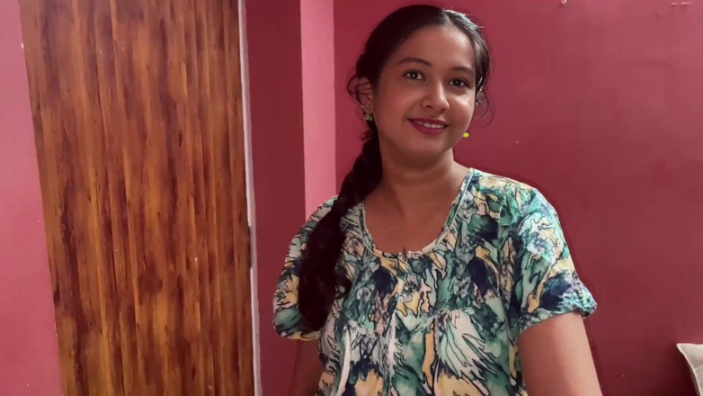 Apple Porn: Une villageoise desi se fait prendre en levrette pour la...