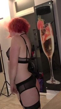 Introducing Olivia Kinks
