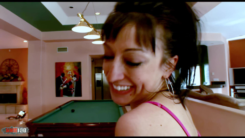 BBC and Interracial: Dua pantat bahenol tiga raksasa pria kulit hitam