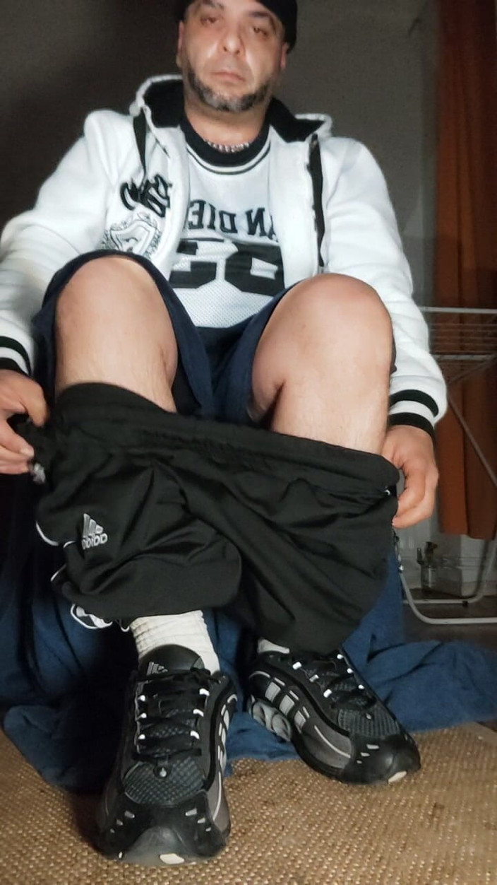 SmokedAlloy2: Dj-bro z Dregsau sika sobie w spodnie.