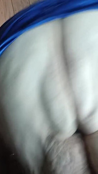 Succhiando questo trucco tette sborrando su cazzo di gerardo