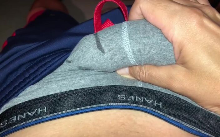 Xmiya: Pre sperma fläckar på grå Hanes boxar briefs
