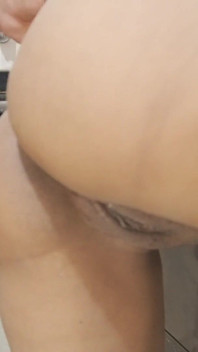 Desi Bhabhi Tvrdé šukání v kuchyni