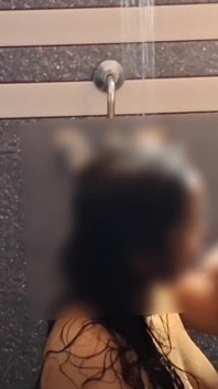 India con hoyuelos tuvo sexo con la pared