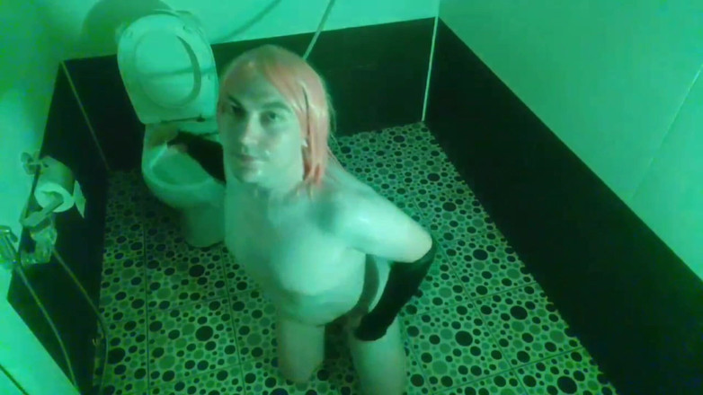 Kitty_Cross: Guardo meglio piegata