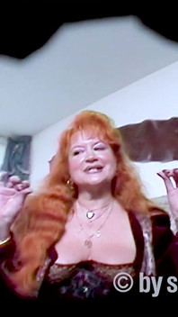 Мачеха Linda и падчерица Nikki трахаются вместе