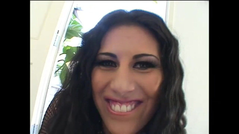 Adultwhisper: Děvka uvnitř