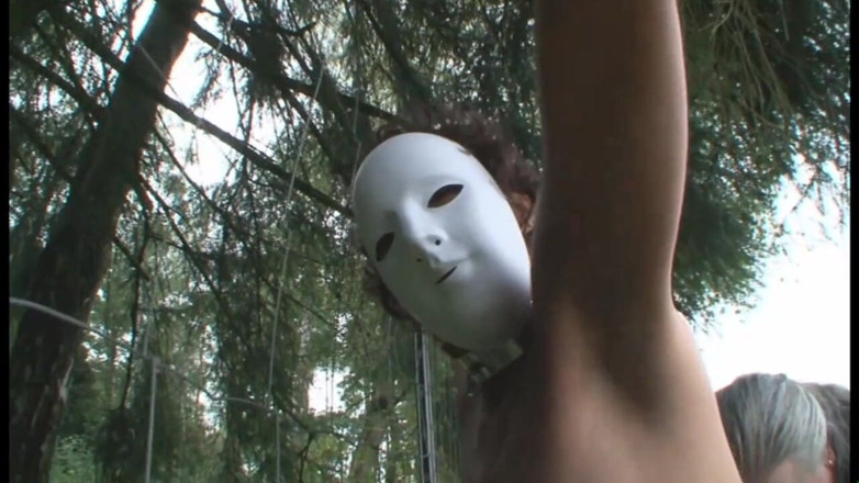 Absolute BDSM films - The original: Humiliating whipping with masked girl