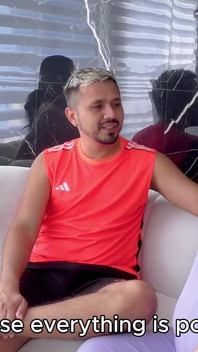 Sex în trei intens cu două fete sexy pe care le-am întâlnit cu aplicația de întâlniri