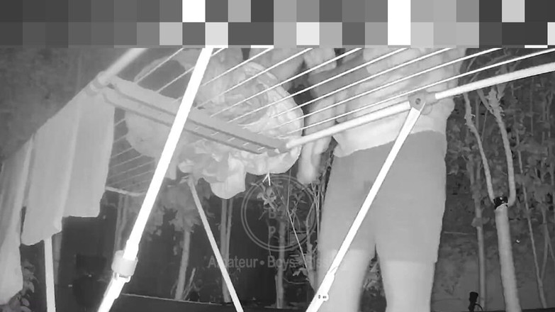 AmateurMates: Roupa Limpa, Pensamentos Sujos - Dois Colegas De Apartamento Bicuriosos, Jules...