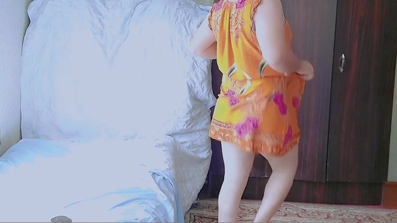 Kitty_Cross: 画面をそっと撫でながら