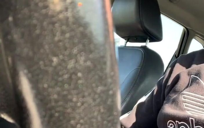 jay jenson: Am fost masturbare în timp ce într-un blocaj de trafic Ahah pula...