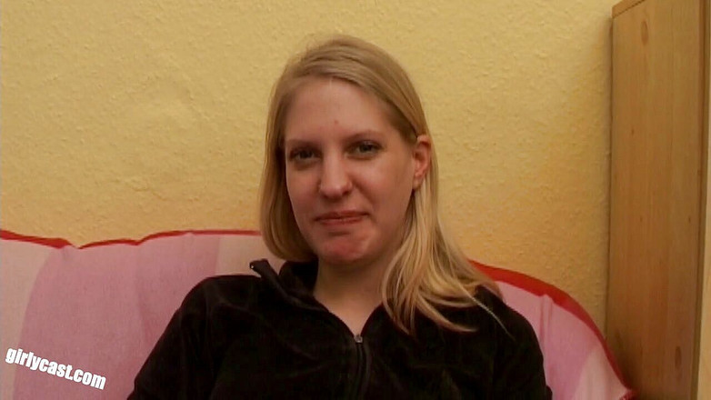 Girlycast: Teen Kati's first BBC while her boyfriend is watching