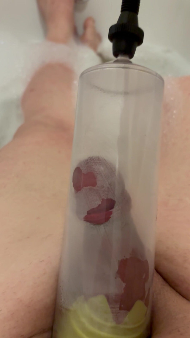 Penis Pump in Barth Than Masturbate (Little Ej time)