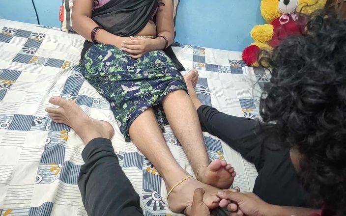 Vaigavarun Feet romance: Massage des pieds