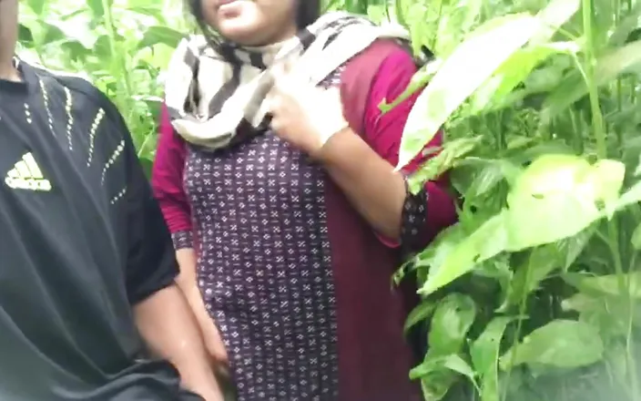 Nadiyaxxx02: Devar and Bhabhi Secretly Go to the Jungle and Have...