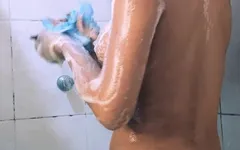 Cewek manis dan nakal lagi mandi untuk dotadasp