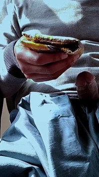 79 satin lagi asik ngocok kontol adik tirinya sampai dicrot di dalam