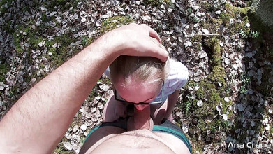 Ana Crane: Přítelkyně kouří péro a zadek šuká, dokud se nevystříká dovnitř v...