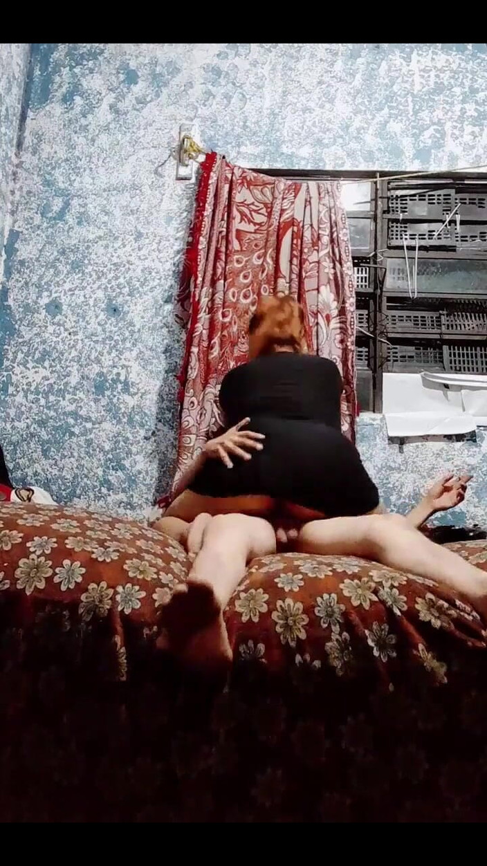 Aldo Octaviano: 我的继妹来了饥渴