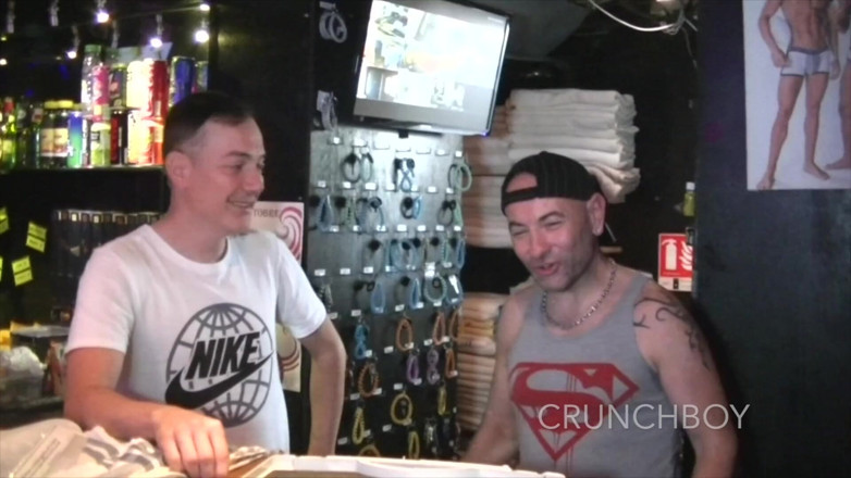 BAREBACK COMMUNITY: 2354 Lutschen sie dock in glory und wird von freunden