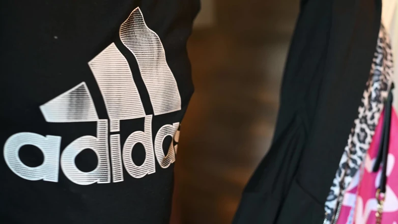 The Izars: La sorpresa del fontanero! Me gusta que me rondan las...