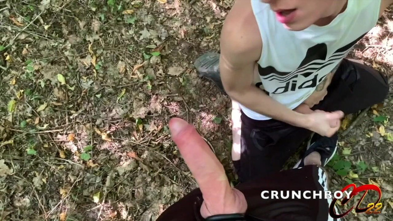 Bareback cum inside studio: ふしだらな女イケメンcreamopiedによって匿名の屋外公園