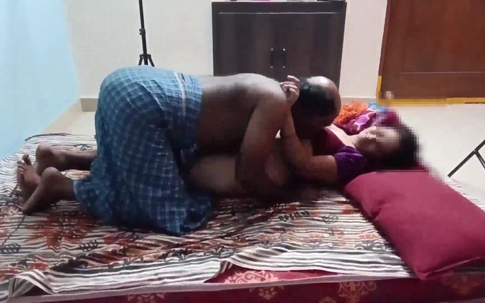 Sexy Sindu: Une bhabhi mallu du sud de l’Inde se fait baiser