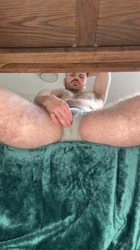 Azgın ve dikkati dağılmış düzenleme pornosu var ve boşalmak zorunda kaldı!