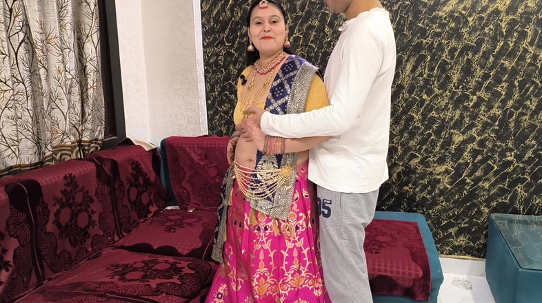 Desi chudai hub: Krásná puja bhabhi šuká od indického lovce