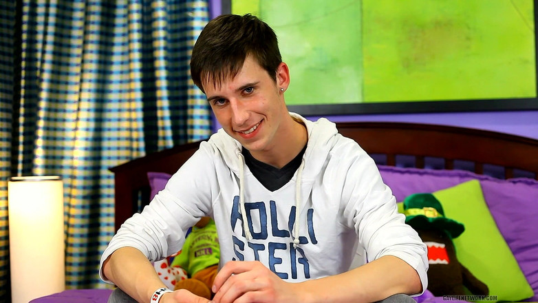 Lollipop Twinks: एड्रियन के साथ "काट" साक्षात्कार